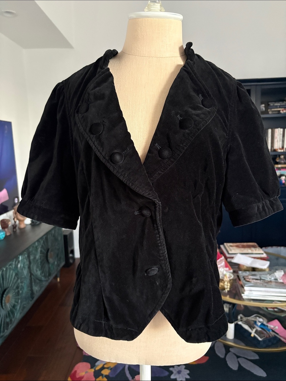 Kimchi & Blue Vintage Black Velvet Short Sleeve Jacket size L